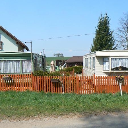 Ubytovani V Mobilnim Domku Sobotka Exterior foto